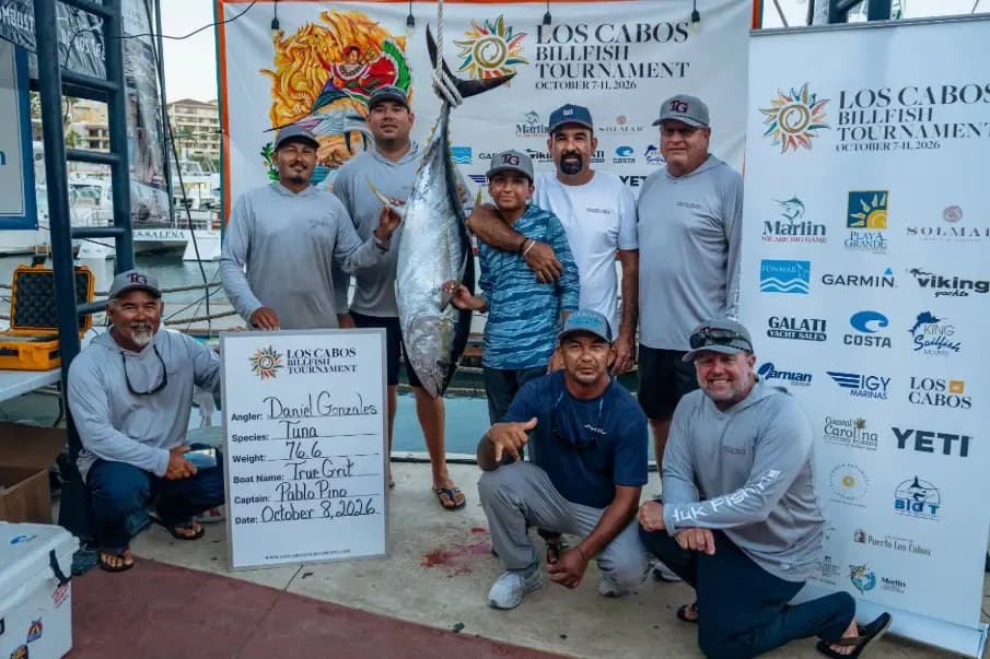 Atún de 76.6 libras lidera el torneo Los Cabos Billfish